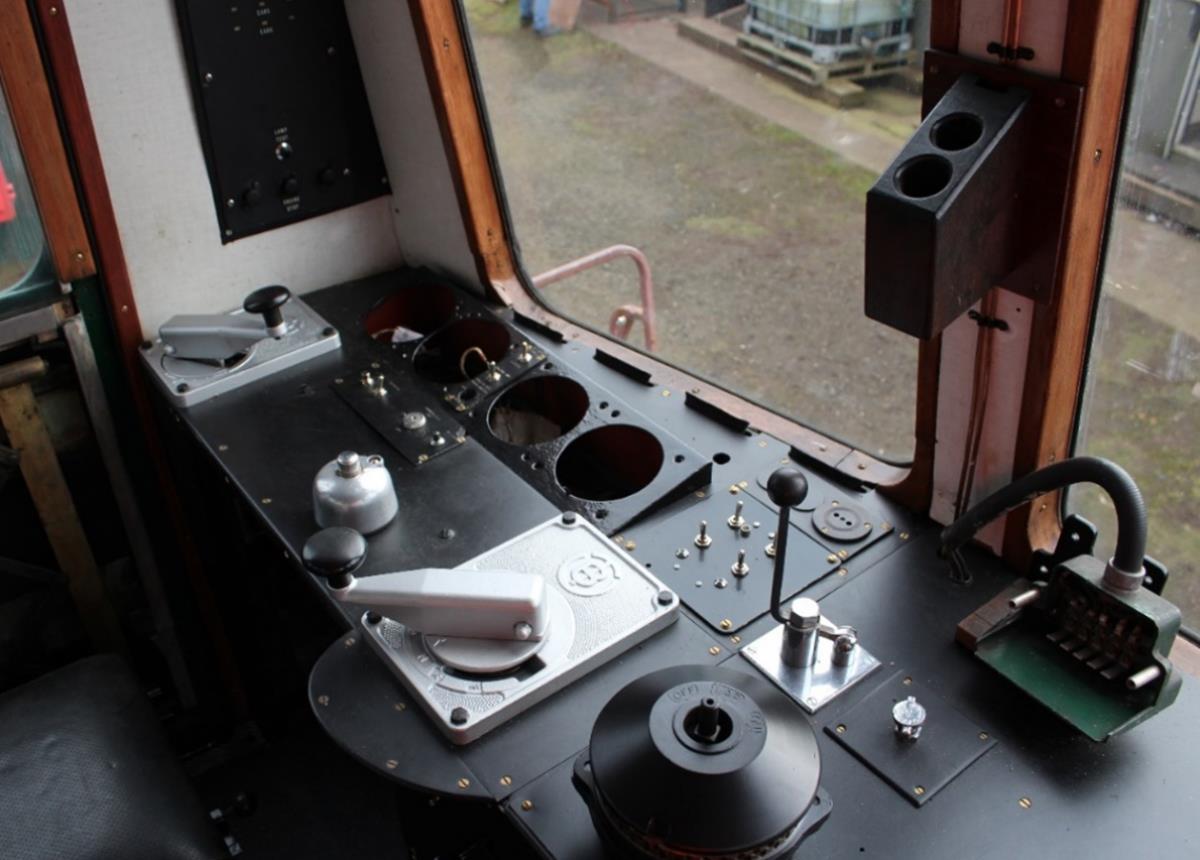 The driver's desk in M56484.